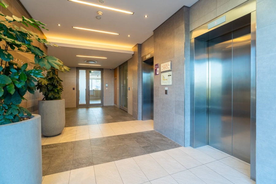 To Let commercial Property for Rent in Kenilworth Western Cape